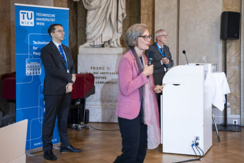 Karin Hofmann, Markus Lukacevic and Alfred Teischinger during discussion