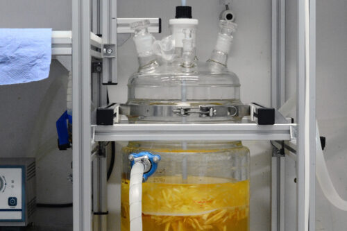Picture of the glass reactor at ICEBE