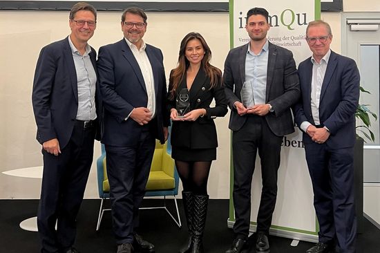 [Translate to English:] Gruppenfoto mit Alexander Bosak, Frank Brün, Marianne Sar, Raffael Rosenmaier, Bob Martens (v.l.n.r)