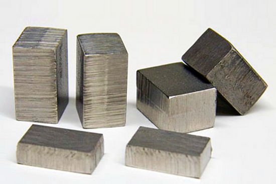 Invar - eine Metall-Legierung, der man ihre Besonderheit auf den ersten Blick gar nicht ansieht.