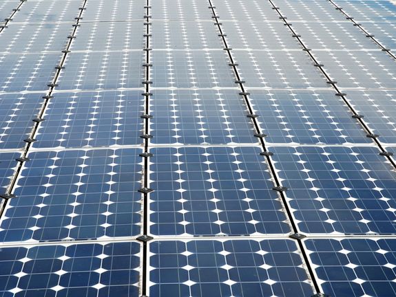 ... und Solarenergie werden künftig eine größere Rolle spielen [4]