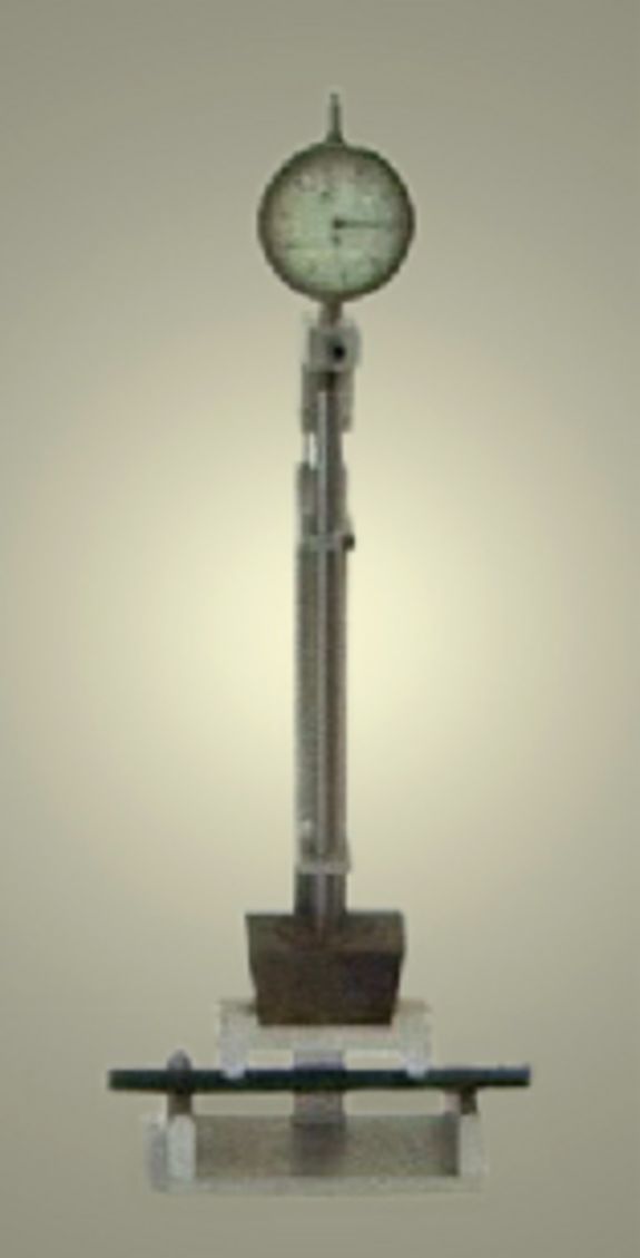 Abb.2: Messapparatur für Kriechtests