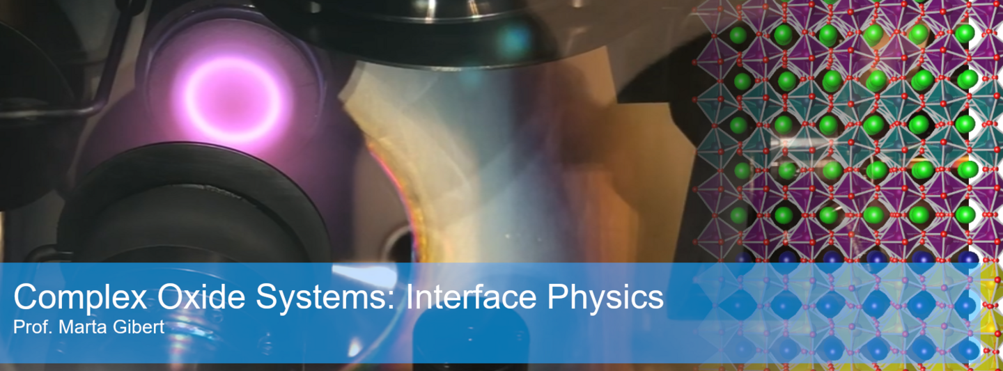 Während des Wachstums eines Oxids wird ein violettes Plasma beobachtet.