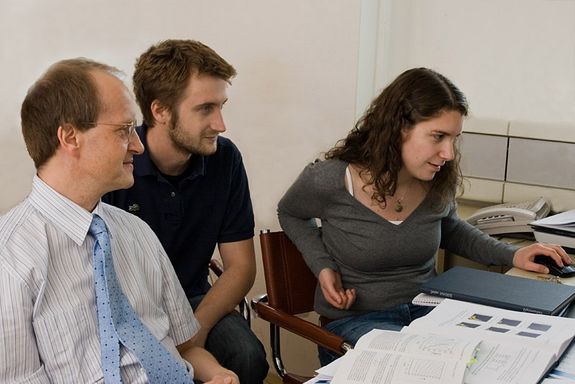 v.l.n.r.: Joachim Burgdörfer, Stefan Nagele, Renate Pazourek v.l.n.r.: Joachim Burgdörfer, Stefan Nagele, Renate Pazourek