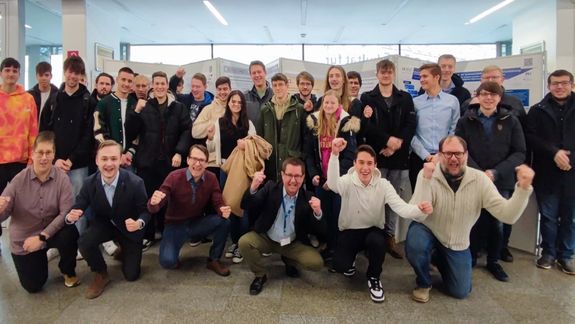 Auch HTL-SchülerInnen aus St. Pölten kamen zur IEWT 2023.