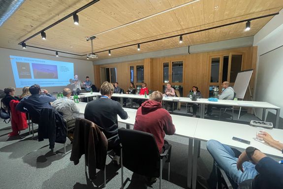 Ideenpräsentation beider Gruppen