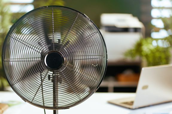 Bild eines Ventilators in einem Büro