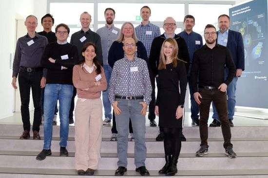 group picture showing 14 people