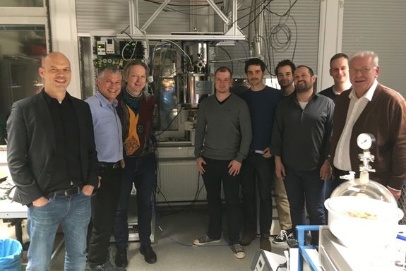 [Translate to English:] Das Team: Michael Trupke, Norbert Mauser, Jörg Schmiedmayer, Thomas Astner, Johannes Gugler, Andreas Angerer, Johannes Majer, Sebastian Wald, Peter Mohn (v.l.n.r.)