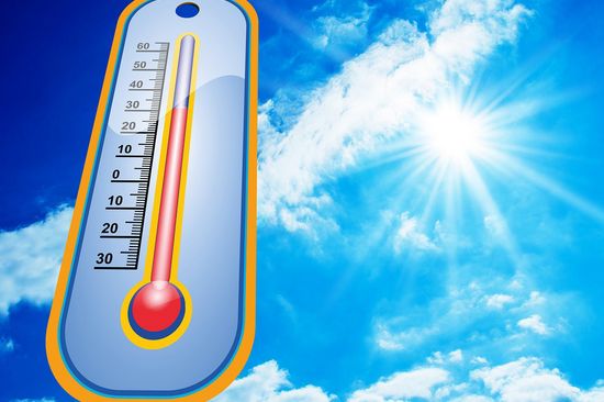 Symbolbild: Thermometer mit steigenden Temperaturen