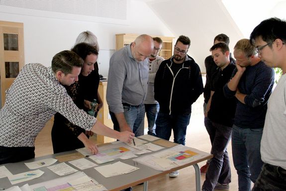 Studentierende beim Wettbewerb in St. Corona