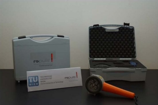 Licht gegen Schmerz - isas & RELUX GmbH & Co KG