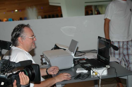 Wolfgang Auer (TVFA) am Hitzdrahtanemometer