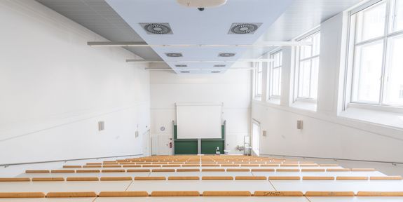 Hörsaal 8