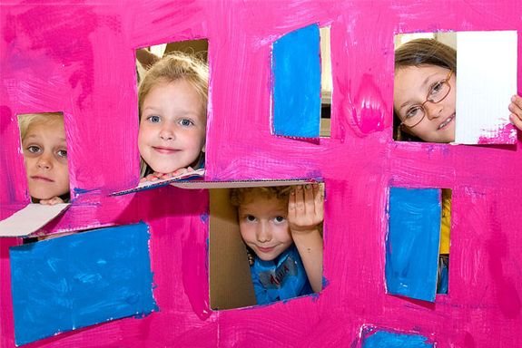 Begeisterte NachwuchsforscherInnen bei der KinderuniTechnik 08