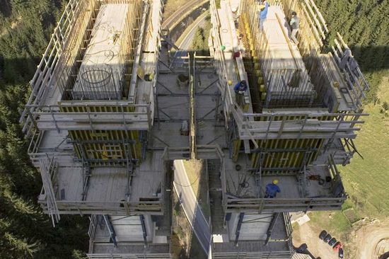 Service (Copyright: Rainer Sturm|Pixelio.de)