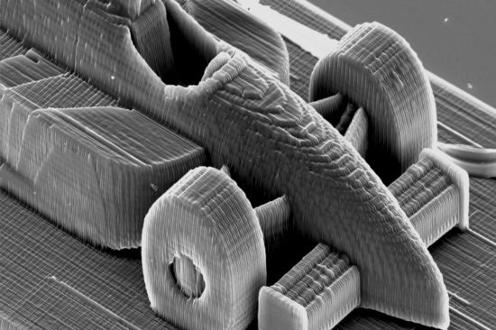 Ein Rennauto mit ca. 285 µm Länge - gedruckt an der TU Wien