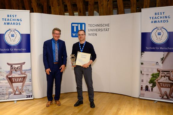 Best Teacher Stefan Podlipnig (Fakultät für Informatik)