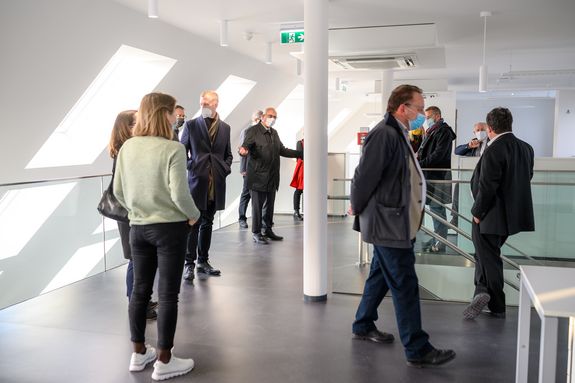 Karlsgasse Reopening