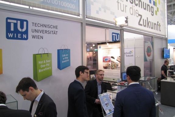 Messestand 04