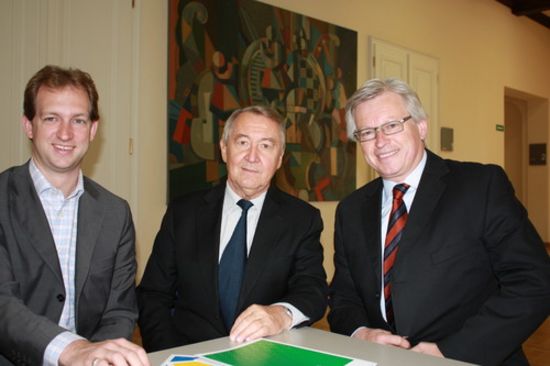 Dipl.-Ing. Michael Kaiser, Em.O.Univ.Prof. Dr. Franz Wojda, Vizerektor Dr. Paul Jankowitsch