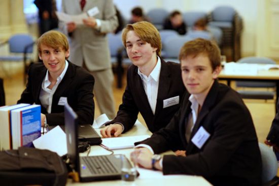 Team des Gymnasiums Seebachergasse Graz, AYPT2010 (© Peter Schatz)