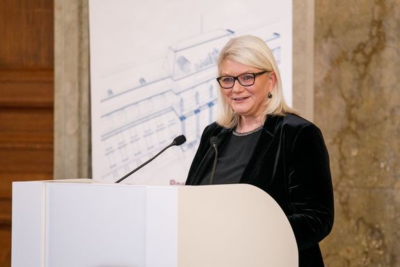 Faculty Member Mag. Astrid Grantner, MSc MRICS