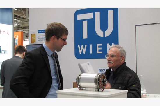 TU Wien at Hannover Messe 2017 – sensorless magnetic bearings – 02