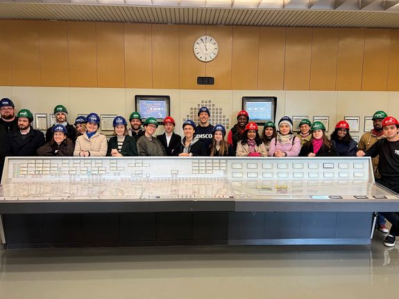 Group Foto Excursion Zwentendorf