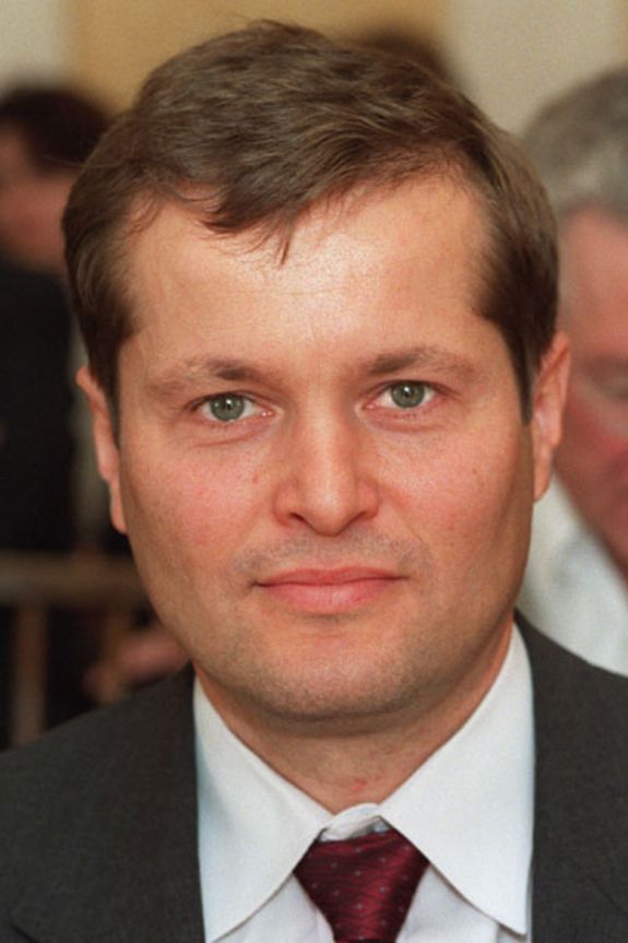 Fabienne Eder bei der Arbeit am Helmholtz-Zentrum Dresden-Rossendorf mit dem externen Ionenstrahl