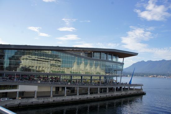 Bild vom Forschungsaufenthalt Sonderpreisträgerin - Konferenz Venue Convention Center
