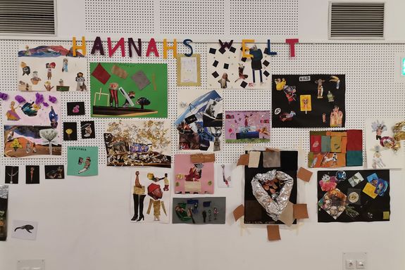 Collage an Wand