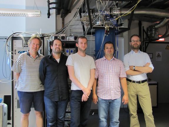 Das Team: Jörg Schmiedmayer, Johannes Majer, Stefan Putz, Dmitry Krimer und Stefan Rotter (v.l.n.r)