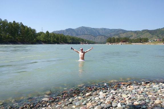 Mann im Fluss
