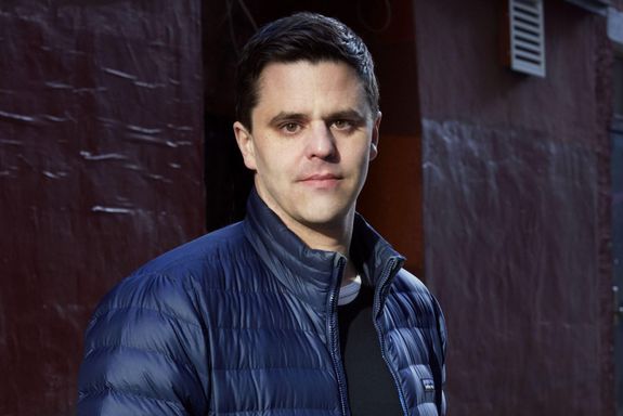 Portraitfoto von Gernot Wagner