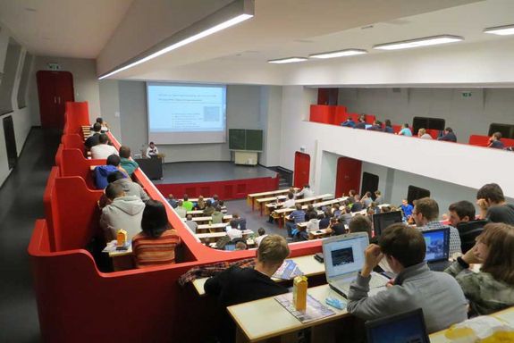 … erstrahlt nun in neuem Glanz. Er kann auch als Veranstaltungsort genutzt werden. … erstrahlt nun in neuem Glanz. Er kann auch als Veranstaltungsort genutzt werden.
