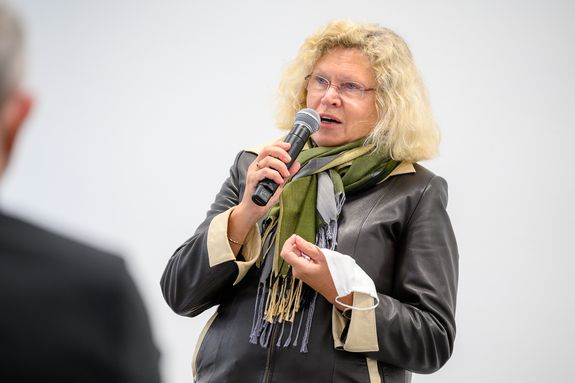 Rektorin Sabine Seidler 