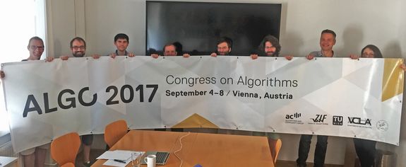 Ein Teil des ALGO-Organisationsteams: Günther Raidl, Martin Nöllenburg, Robert Ganian, Sebastian Ordyniak, Andreas Müller, Fabian Klute, Stefan Szeider, Mihaela Rozman (v.l.n.r.)