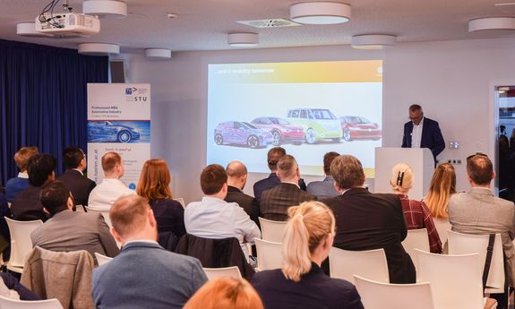 [Translate to English:] Foto Business Evening Dr. Tostmann 2019