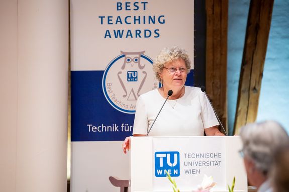 Best Teaching Award 2023 - Sabine Seidl