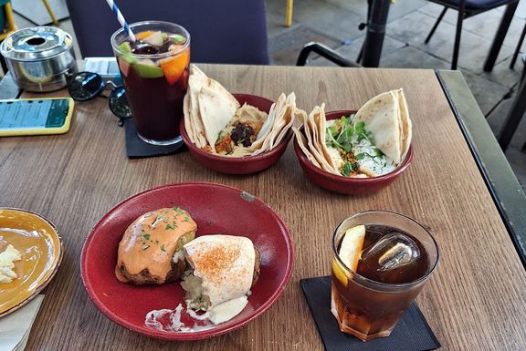 Essen auf dem Tisch