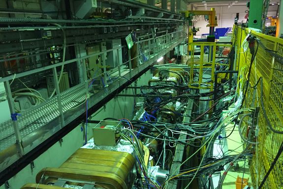 Experimental equipment at ILL Grenoble