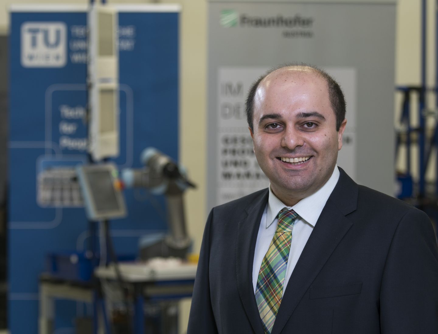 Dr. Fazel Ansari