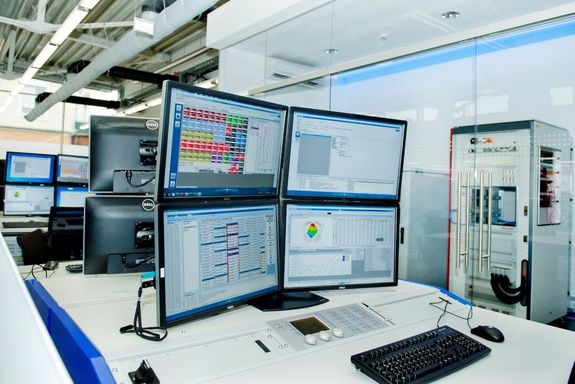 Fahrzeugparameter werden beim Experiment erfasst