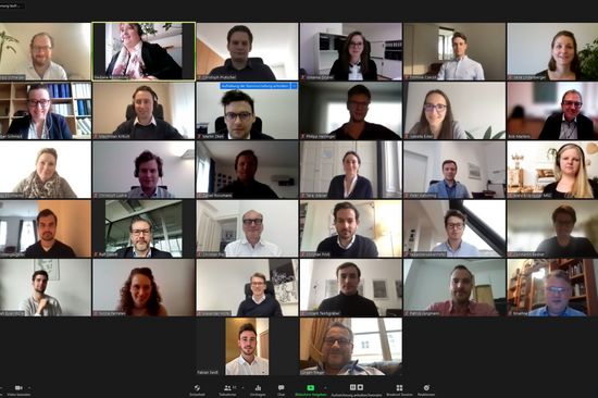 Gruppenfoto der Studierenden auf Zoom