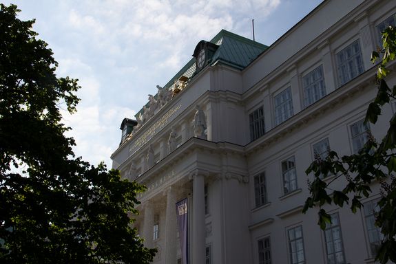 Gebäude