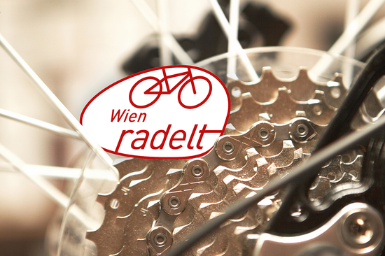"Wien radelt"-Logo in Kettenblättern