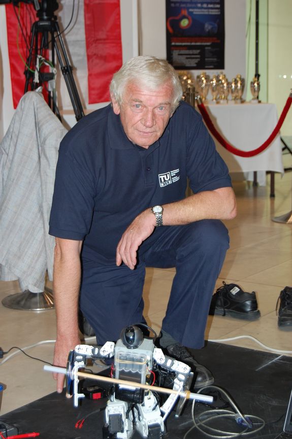 Peter Kopacek, coach of the team "AUSTRO"