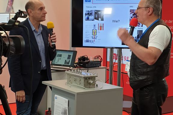 Prof. Dr Peter Weinberger (r.) in the Science Square interview