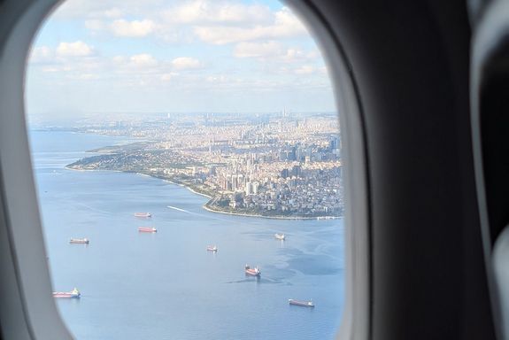 Flugblick auf eine Stadt